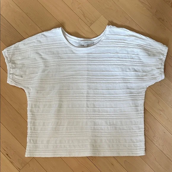 LOFT Ivory Textured Short Sleeve Top small Cream - Picture 2 of 6